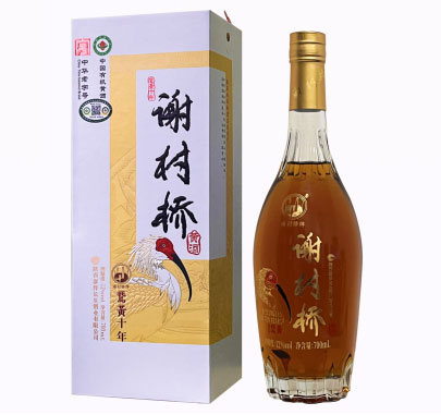 【秦洋长生酒业】喜报！谢村桥鹅黄十年有机黄酒斩获“青酌奖”